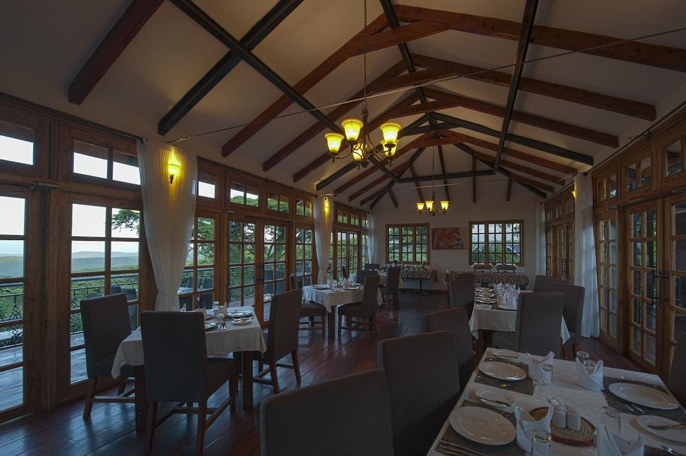 Karibu Camps And Lodges Lions Paw Ngorongoro Karatu Exterior photo