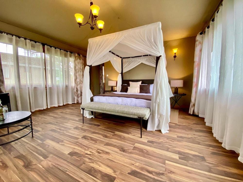 Karibu Camps And Lodges Lions Paw Ngorongoro Karatu Exterior photo